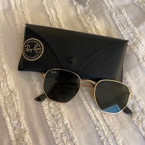 Hexagonal Ray-Bans